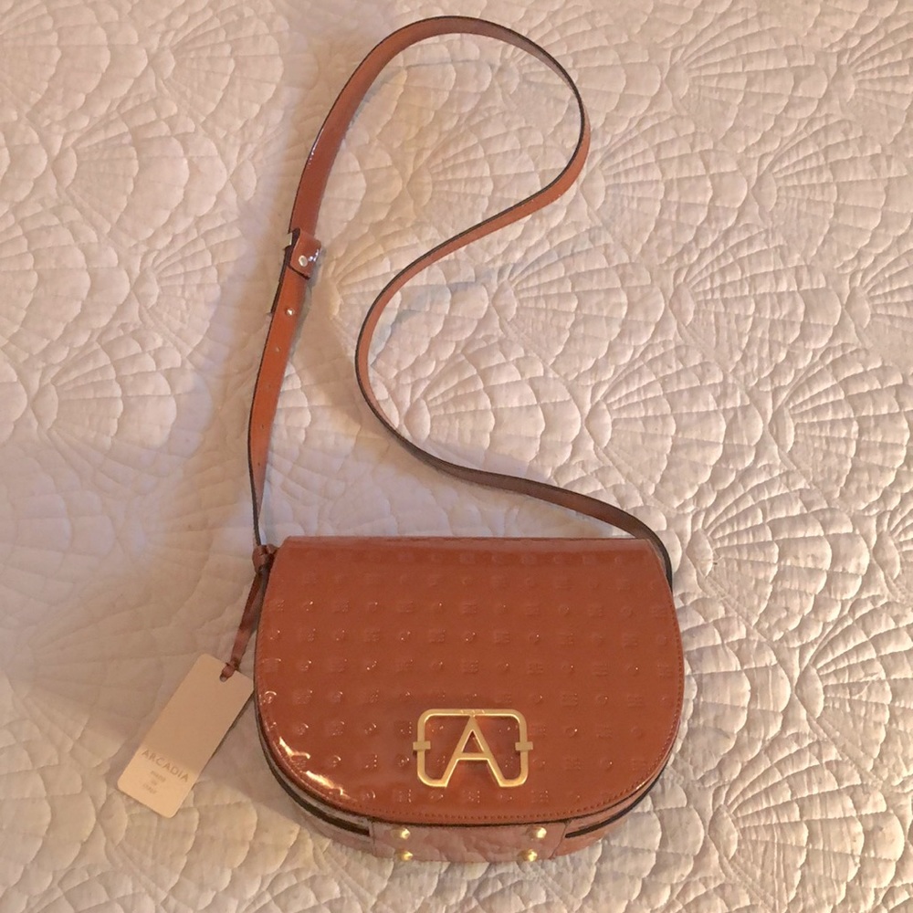 ❤️NWT Arcadia Patent Leather Crossbody Bag